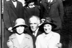 1930s At the chapel in Chipping Norton. Back: Mrs. Fathers, Mrs. Johnson (both from Swerford), William Langford. Front: Ada Longford, George Kirby, Ruth Kirby.