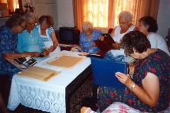 August 1994 Dashwood House summer meeting at 67 North Street. Hilarie Bassett, Beryl Wyatt, Dorothy Evans, Charis Stevens, Margaret Allen, Barbara Imbert, Benda Monk.
