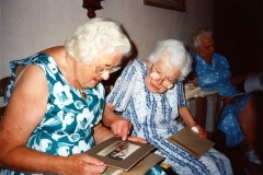August 1994 Dashwood House summer meeting at 67 North Street. Kathleen Brown, Ruth Kirby, Gwen Benfield.