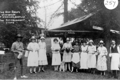 The Boy Scouts Jamboree at Westcote Barton - The refreshment staff. ?, Elsie Matthews, Grace Dormer, Lettie Cross, ? Knight, ? Haynes, ? Austin, Flo Wheeler, ?.