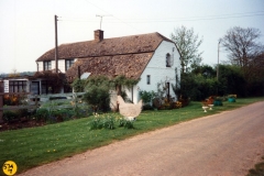 Heath Farm Cottage, Worton Road.