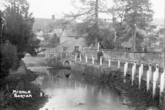 1920s cottages (in centre) now 3 Mill Lane.