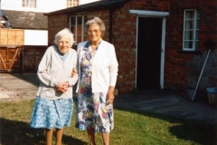 July 1989 Miss Ruth Kirby and Mrs Mona Owen in the back garden of 67 North Street.
