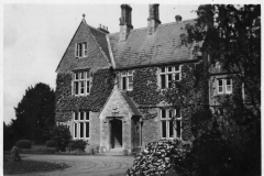 1942. The Manor Westcote Barton Oxon. W.L.U Hostel.