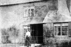 c. 1913 1 North Street. Easter Stockford(?)