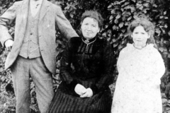 c. 1910 George, Viena (?), and Ivy (?) Baker.