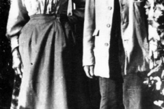 c. 1910 Mary Ann (nee Castle) and Edwin (Teddy) Matthews.