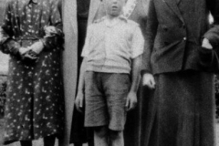 1930s Mrs Barrett, Miss Florence Farley, Mrs Mildred Prior, Mrs Strongman and Percy Prior.