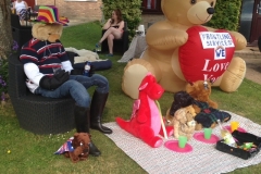 Big-decs-Holliers-Crescent