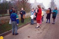 March 1989 Mrs Judith Cook with some of her class (6) starting out to make a survey of houses near the school.