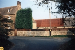 October 1994 The barn belonging to Home Farm.