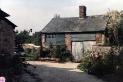 1985 45 South Street, old smithy.