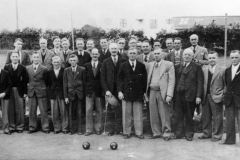 1953 l - r, back: Walter Moulder, Willie Courtnell, ?, Arthur Perkins, Les Newman, ?, ?, Ken Castle, Bert Cross?, ?, ?, ?, Gilbert Newman, Charlie Gibbons, ?.