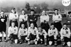 Back: ?, Robin Cox, ?, ?, ?, Ron Gascoigne, Derek Gardner. Front: David Jarvis, ?, Derrick Jarvis, ?, ?, ?.