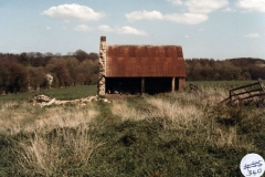1985 Barn at the side of the house, demolished 1989?