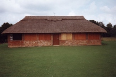 1986 Barton Abbey - Pavilion at the Sands.