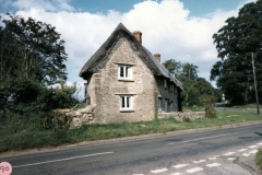 1986 Turnpike cottages.