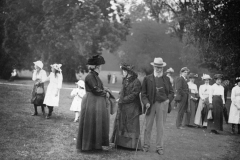 c1910. Middle Barton Flower Show.