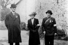 1941 Mr Stickland on the right.